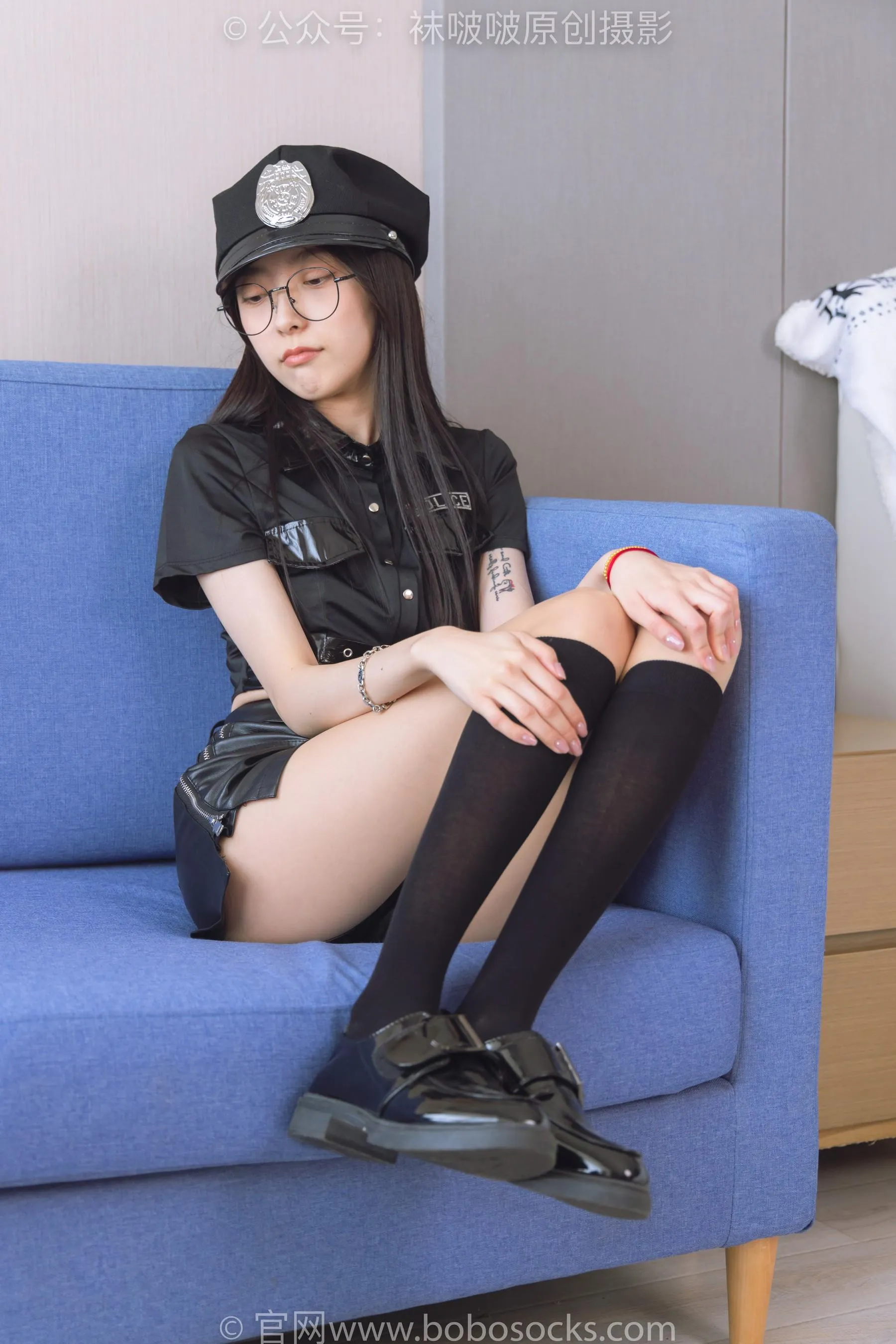 [BoBoSocks袜啵啵]NO.198 稚予-皮鞋、黑色小腿袜、高跟鞋、肉丝 [86P]插图2